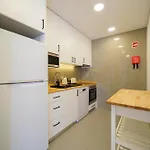 Azimute 3 - T2 Moderno Centro Historico Angra דירה