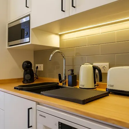 Azimute 3 - T2 Moderno Centro Historico Angra Apartament Angra do Heroísmo