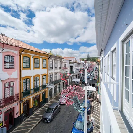 Azimute 3 - T2 Moderno Centro Historico Angra Daire Angra do Heroísmo